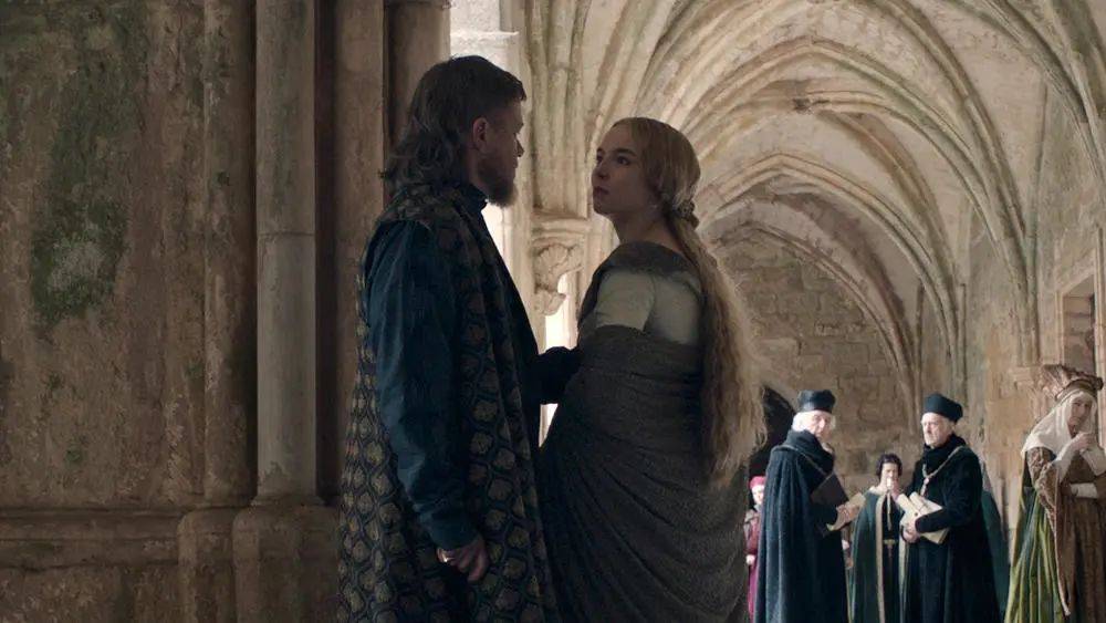 全球|《007:无暇赴死》北美不如预期!男女主角曝性感写真