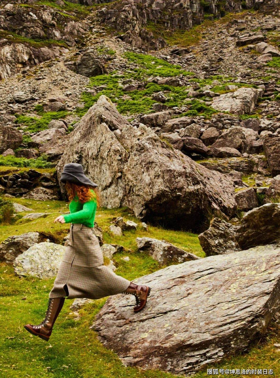 摄影 英国版时尚芭莎2021年十月刊时装大片合辑 浪漫秋日风景