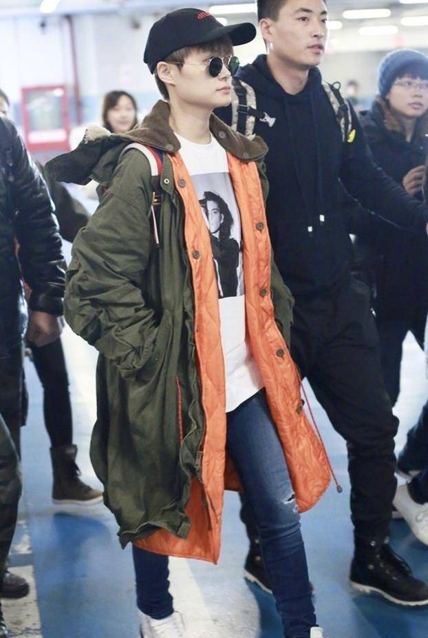 一身 保暖不输羽绒服,时髦不输大衣,周冬雨佟丽娅教你这样穿派克大衣