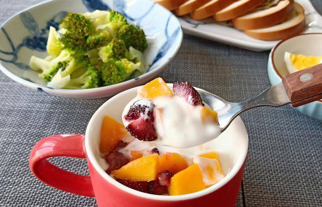 新世界|夏天如何优雅地做一桌早餐?发朋友圈,网友大嚷:打开新世界