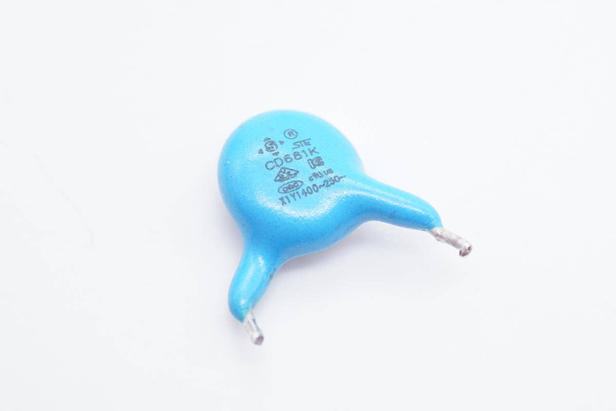 功率|内置镓未来G1N65R240PB氮化镓功率器件，绿巨能65W 2C1A氮化镓快充充电器拆解