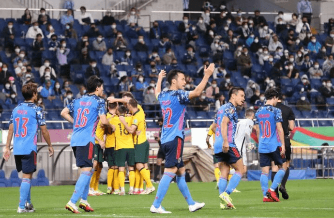 赫鲁斯蒂奇|86分钟绝杀，日本队2-1！中国队小组领头羊倒下，国足收不利消息