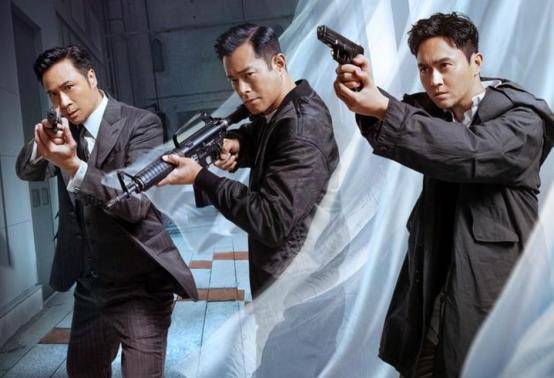 铁道|年末重磅上映的五部国产电影，张涵予联手范伟，古天乐拿到王炸