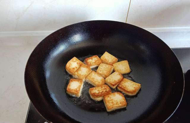 午餐|晒晒我家午餐，鲜美好吃却简单，花钱不多又舒服，网友：精致生活