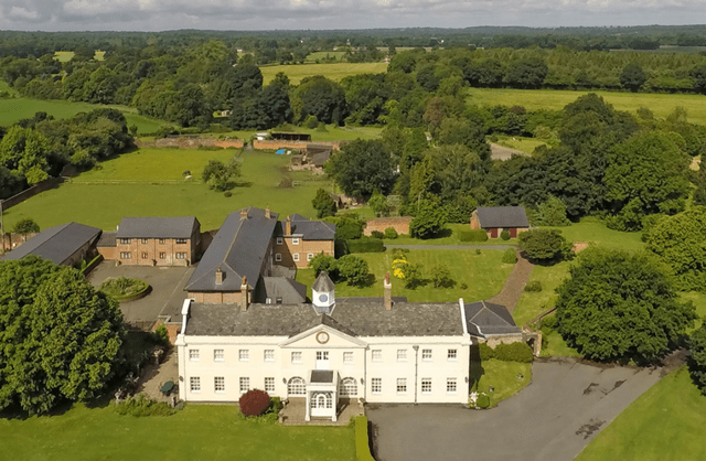 gatton park)和诺丁汉郡的贝斯伍德庄园(bestwood lodge,后者最初是