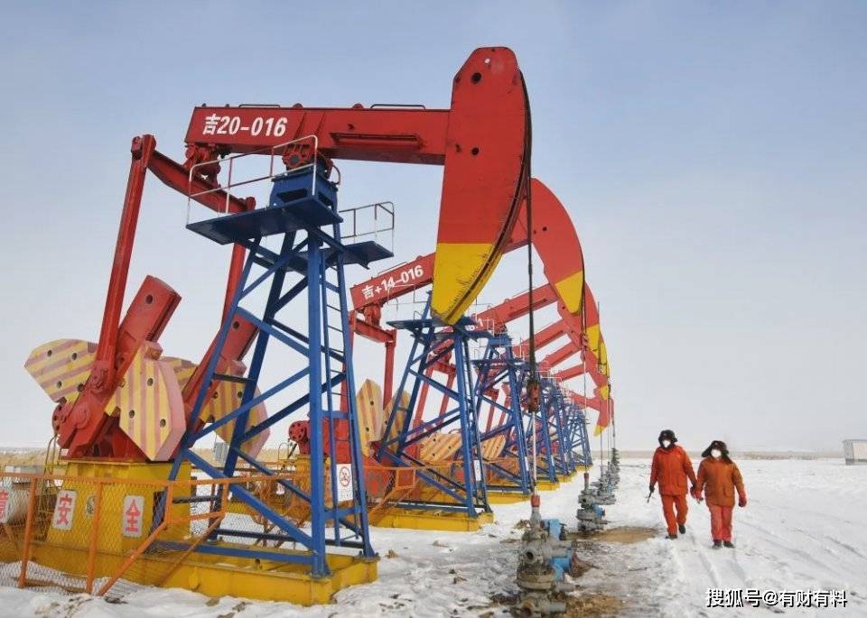 中国为什么进口石油又出口石油 1c7d47ba5cbc4cc49887eeb60349b623.jpeg