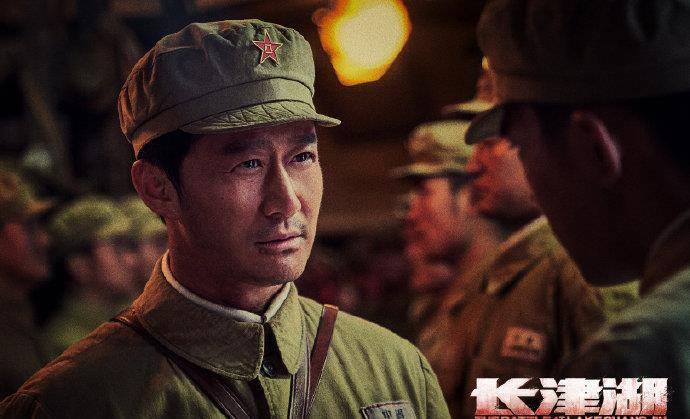 工业体系|跻身全球第四！《长津湖》票房超《哥斯拉》，被评新时代电影标杆