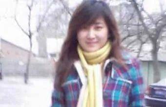 什么|看了张小斐扫墓，才明白我们会遇到很多个袁姗姗，却难逢一个贾玲