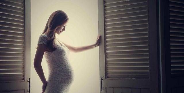 因为|产后月子期多听劝？袁咏仪坦白后悔坐月子洗头，谢娜做法值得学习