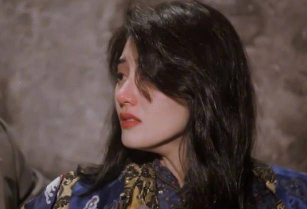 高挺最美港姐李嘉欣的浓颜脸从何而来