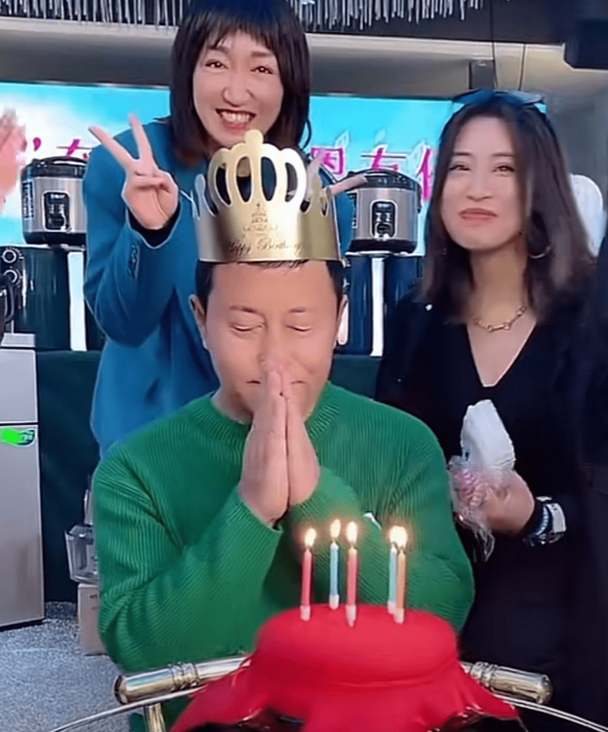 娇妻的乡下大杂交 大山里疯狂伦交