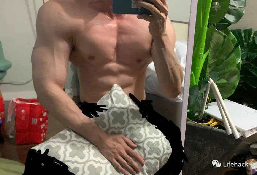 袈裟|上海“肌肉菩萨”半裸秀肌肉，网友：让人想破戒！！