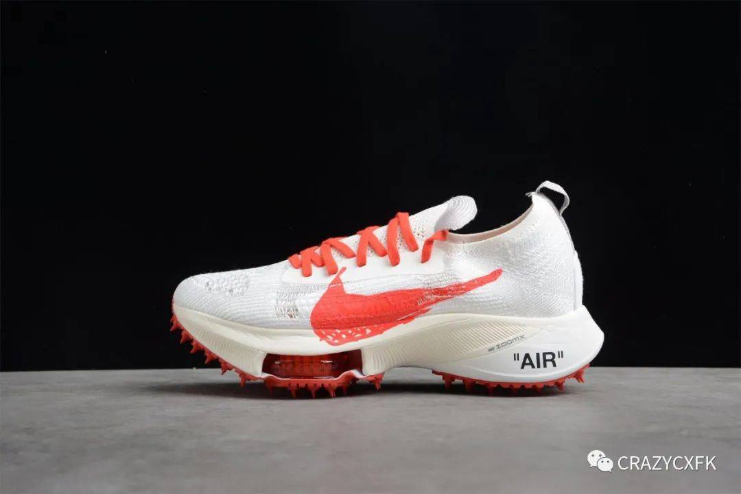 马拉松 耐克 Nike Air Zoom Tempo NEXT% 联名 Off White 马拉松透气编织面跑鞋