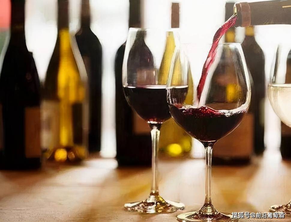 知识科普|以酒会友是葡萄酒收藏的目的和乐趣,好年份的顶级葡萄酒品鉴的乐趣