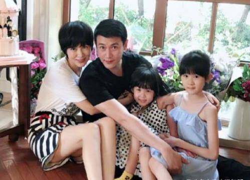 陆毅鲍蕾贝儿身高 c20e6b439d09480e8da0e974d9dd210e.jpeg