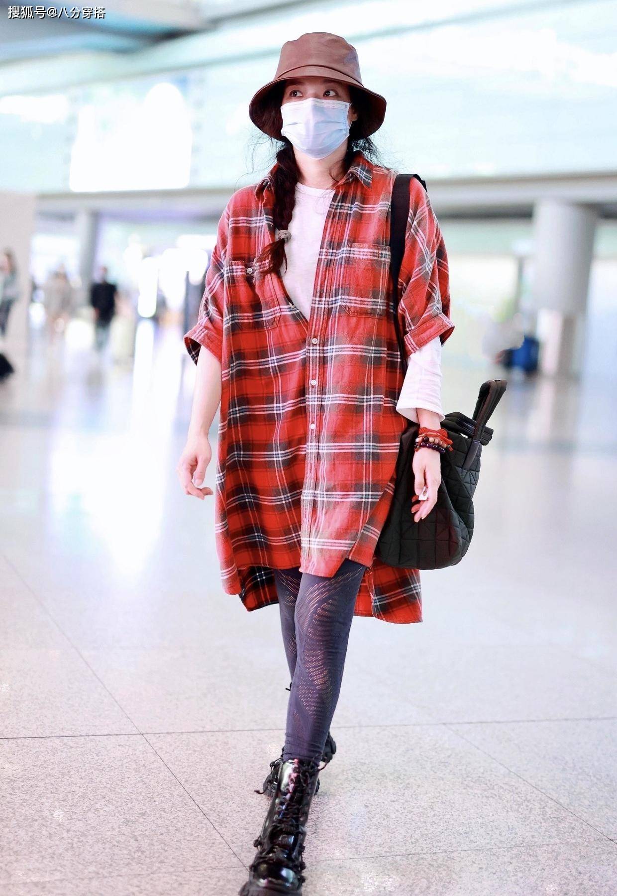 设计 舒淇又美出圈了,穿一字肩半透视裙秀好身材,高挑曼妙好惹眼