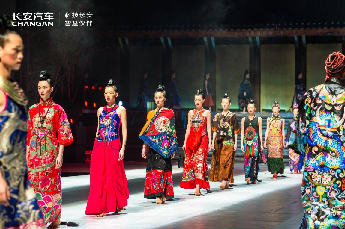 设计 对话设计师：东方之美，正在定义世界时尚风向