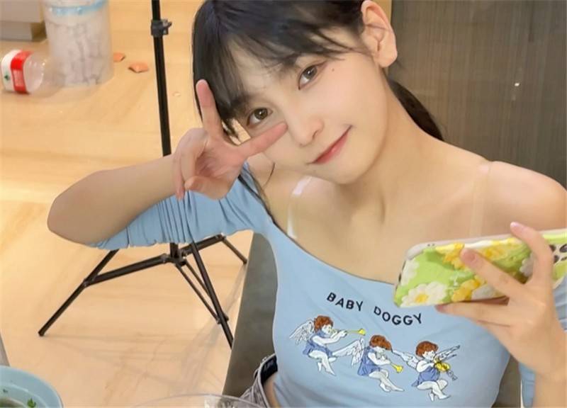 和平精英西湖皮肤曝光叶知秋cos神还原网友没让你超越啊