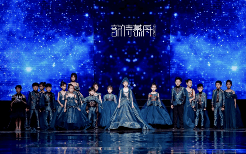 独立 歆诗慕舟SISOMZO儿童品牌,荣获最具匠心品牌大奖!