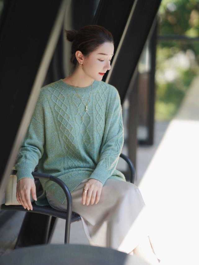 套头衫 记住这三点，轻松搭配套头毛衣
