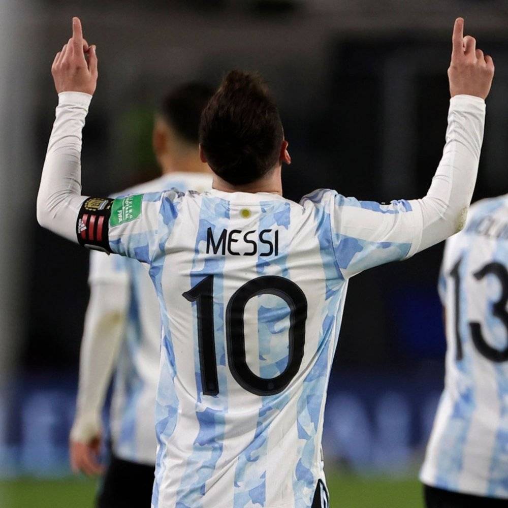 劳塔罗一剑封喉阿根廷取胜,梅西终迎好帮手