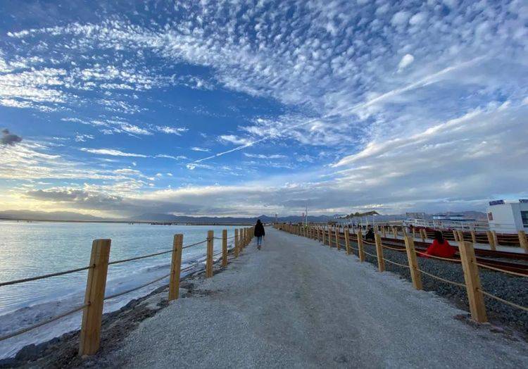 青海最火景点茶卡盐湖，已不复当年惊艳模样