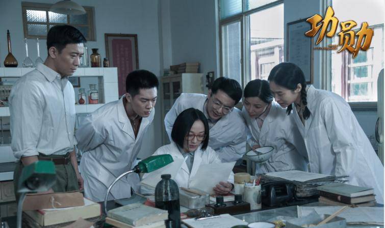 中医药|周迅演绎科学家《功勋》之《屠呦呦的礼物》今晚开播
