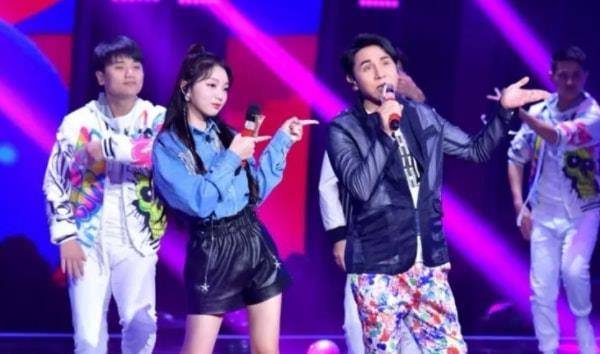 原班人马|《王牌对王牌7》导演透露，力争原班人马，华晨宇粉丝称去支不随