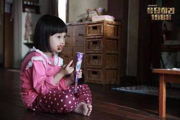 夏天|《请回答1988》“珍珠”近照曝光，看到她，又想起那些大大零食了