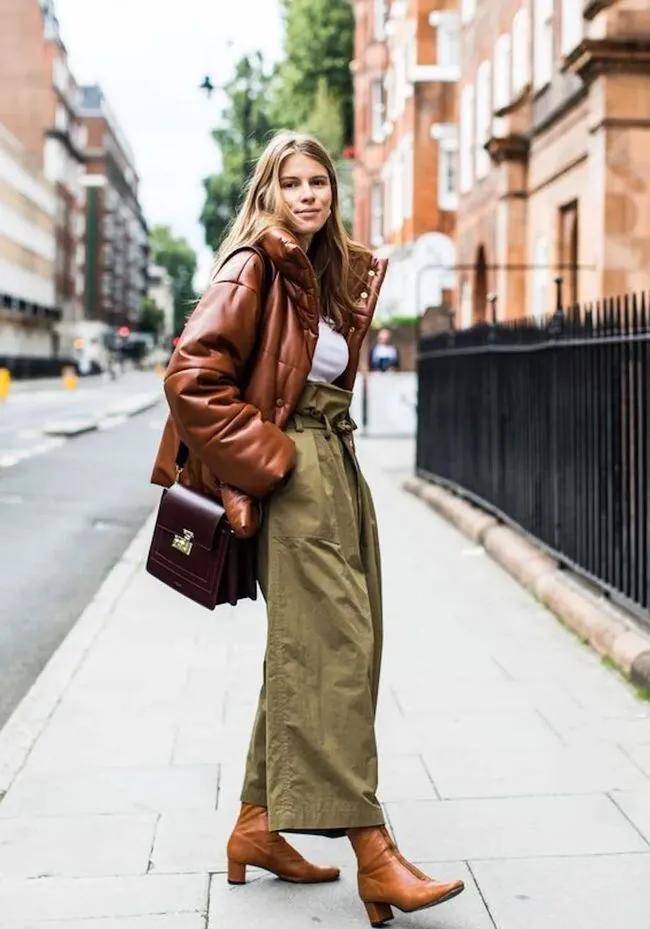 奶油色 穿衣搭配也需要颜色的氛围感，高雅的大地色正当时，赶紧穿起来！