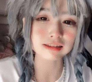 男儿身|萝莉网红安妮，靠骂人涨粉百万火遍全网，自曝“男儿身”惊呆众人