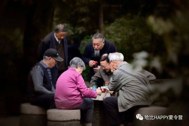 世界上最慢的人是谁 18441c3bc33547a6a3a25f9dd6a39ea1.jpeg