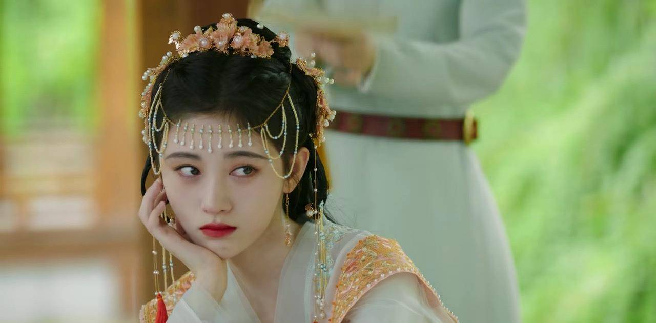 美貌|《嘉南传》首播：鞠婧祎8集12套造型，充分发挥美貌第一人