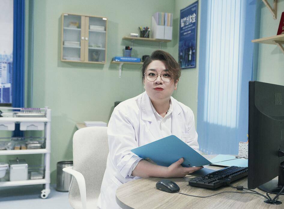 认知|马东这档新综艺颠覆了我的认知,原来喜剧还可以这么玩