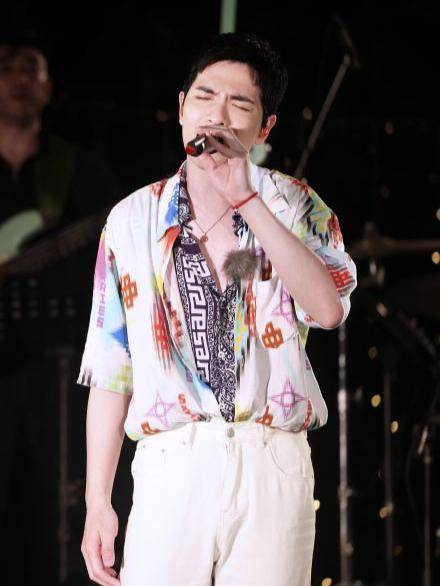 萨哈|《你好生活》萧敬腾燃爆全场,徐梦洁唱彩虹的笑画面多美好?