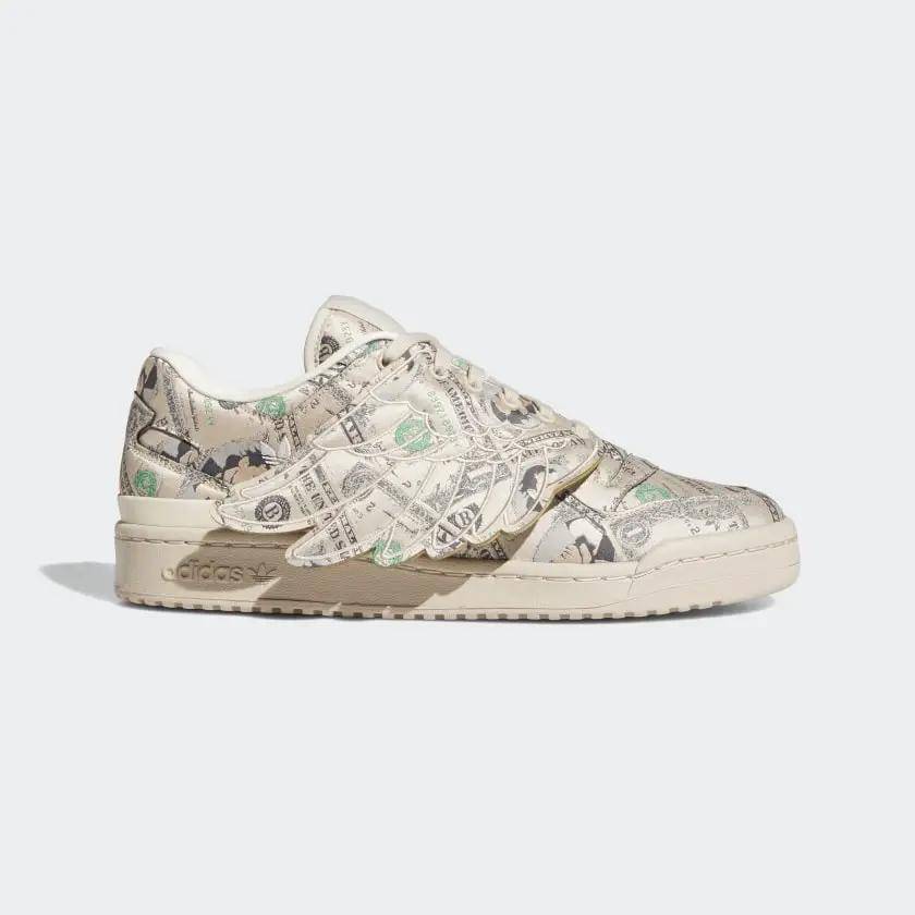 Low 倒钩又出新配色？Travis Scott 亲身演绎YE式穿搭一同释出！