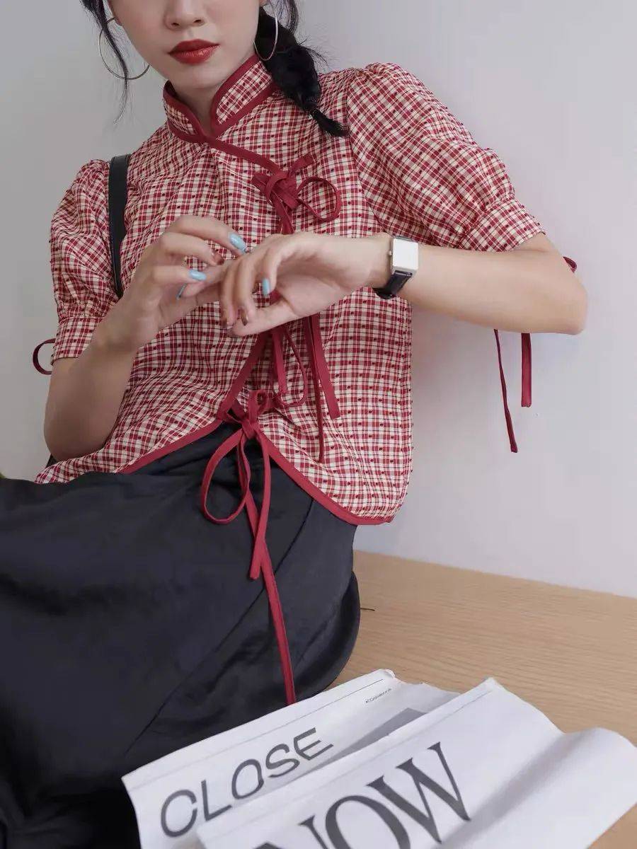 趋势 今秋打死都不要买的几件雷品，真的太土气了！