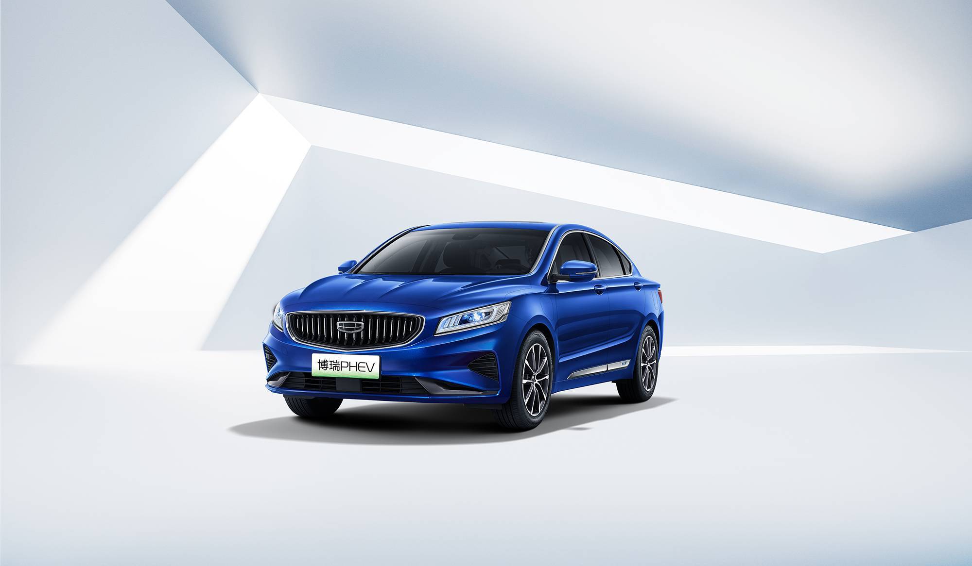 纯电续航84公里,博瑞phev里程升级版 15.58万元起售