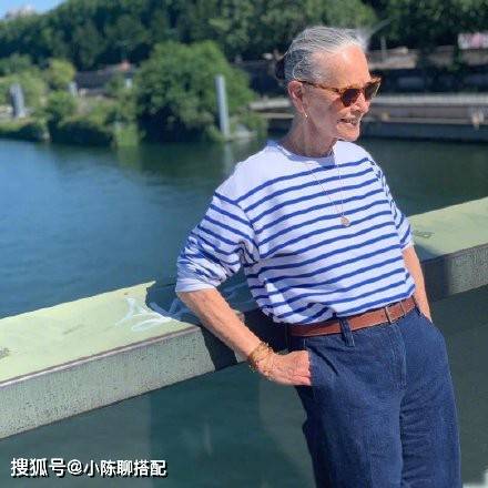 配饰 成熟女人的时髦很难吗？这些奶奶各有妙招，照着穿洋气得体还优雅