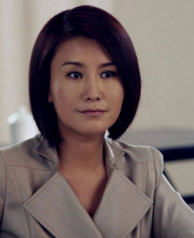 她是《重案六组》中的美丽女警花,却因整容面目全非认不出_王茜