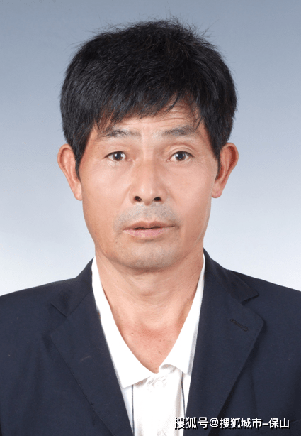 云南省道德模范助人为乐模范保山市徐洪祥
