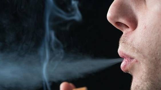 肾脏|3个坏习惯不利于保护肾功能,肾友要改,做好2点能护肾