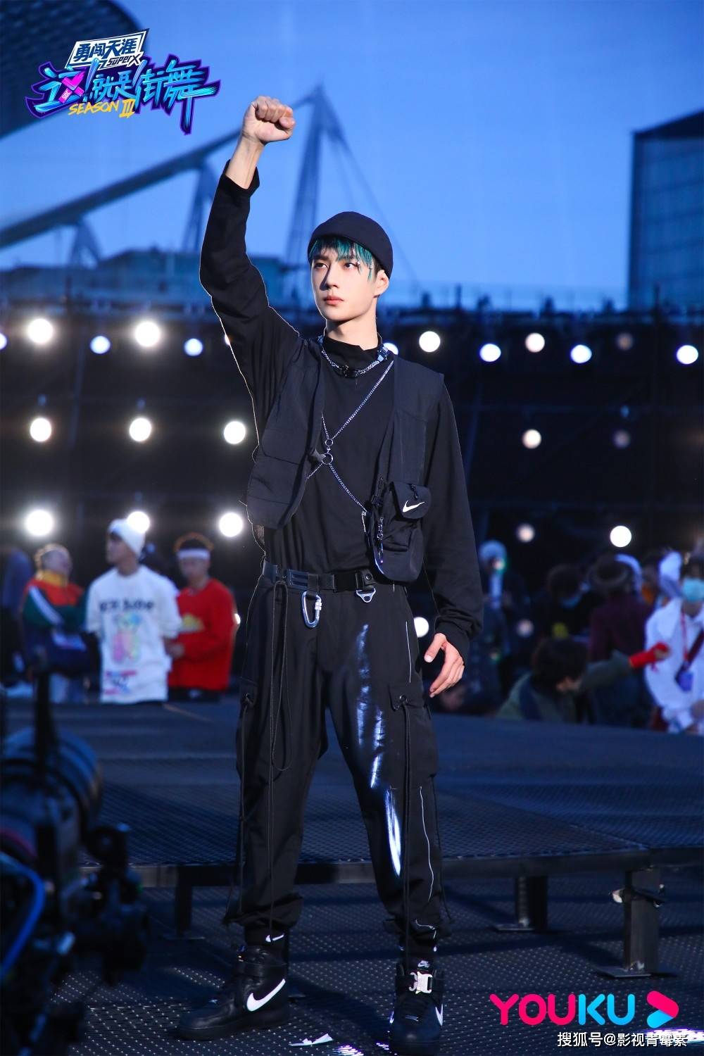 因为|某舞蹈综艺拟邀宋茜、刘雨昕担任导师，杨洋谈不上舞蹈综艺的原因