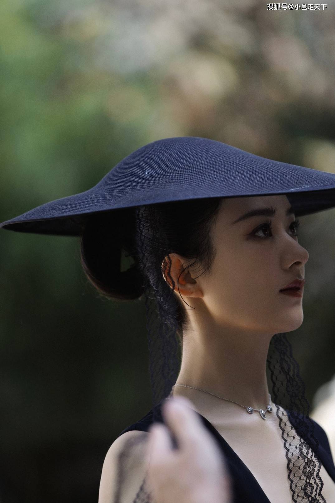 赵丽颖黑色系列优雅高贵写真