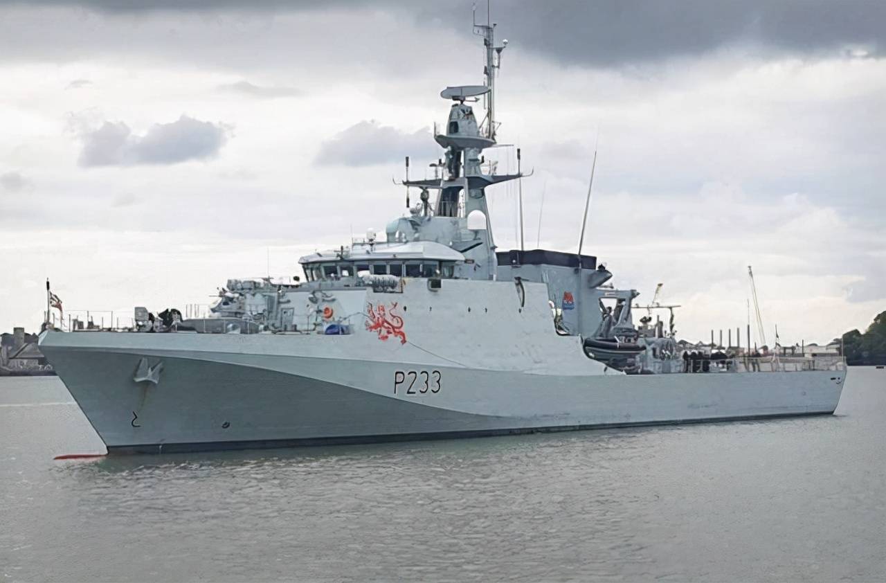 英国首相收敛姿态说了一席温馨话中国如何回应