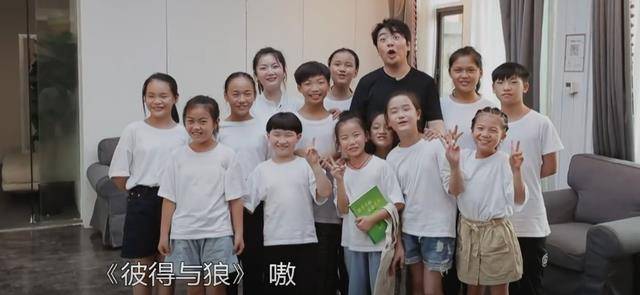 因为|郎朗的新综艺播出,免费给贫苦农村孩子上课,还资助赠送上万钢琴