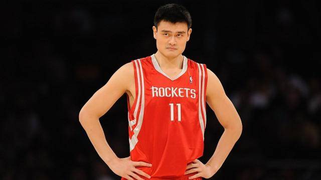 遗憾！姚明无缘入选NBA75大球星，现役11人上榜湖人占4席