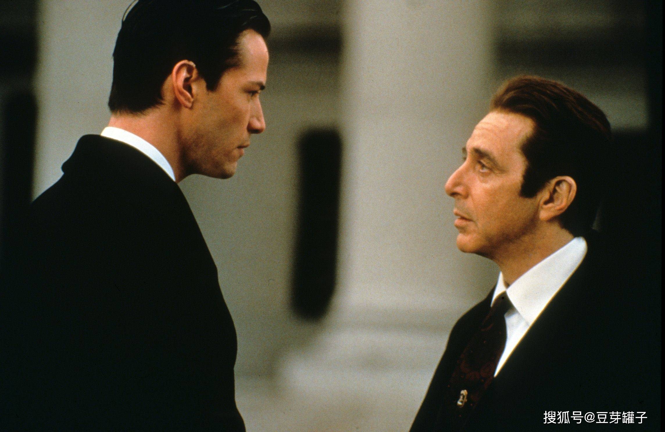 高分片《魔鬼代言人》,塞隆女王大尺度演绎,相见恨晚的电影佳作