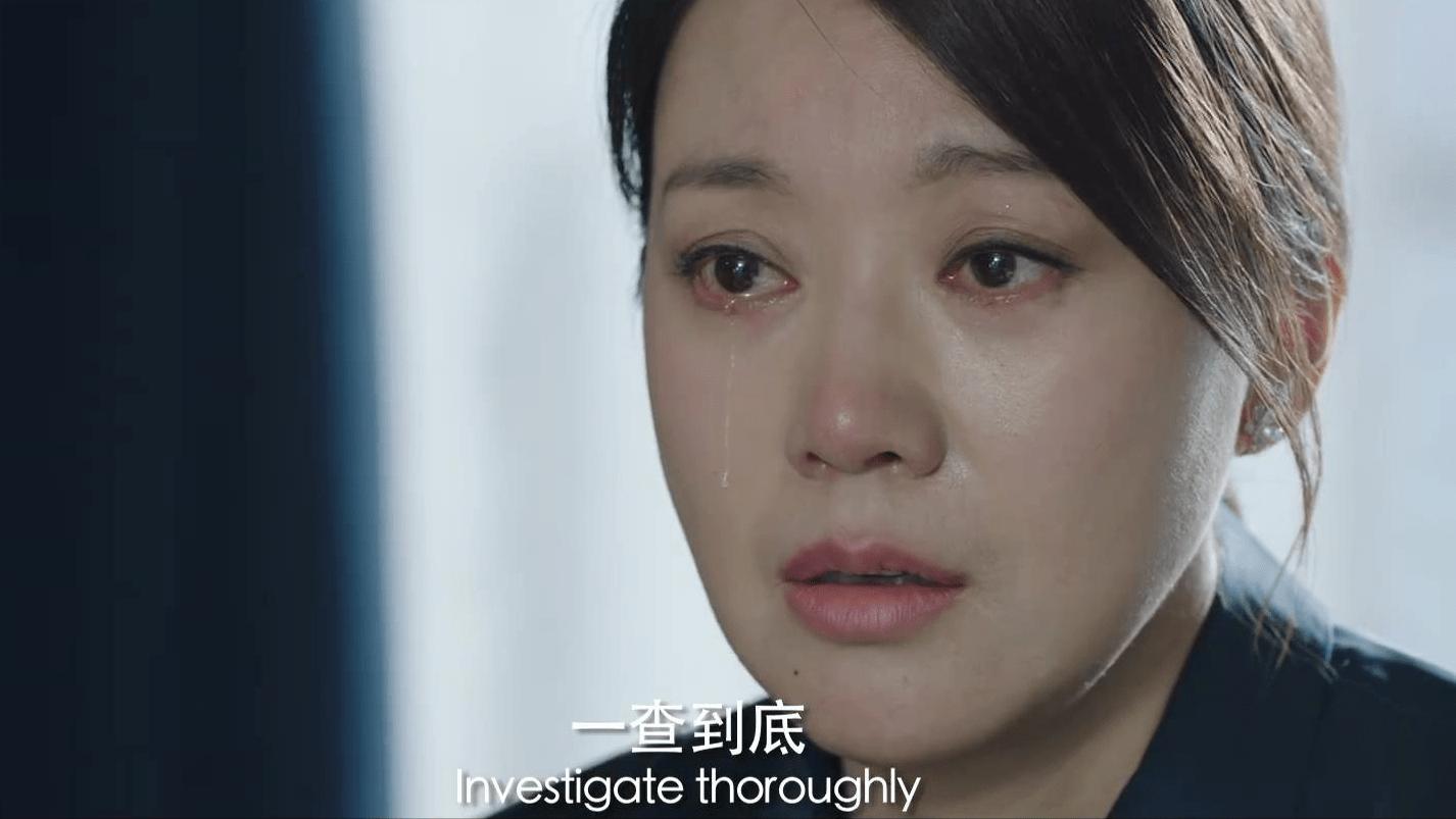 对比|《突围》首播创佳绩，闫妮靳东演技被吐槽太差，没对比就没伤害