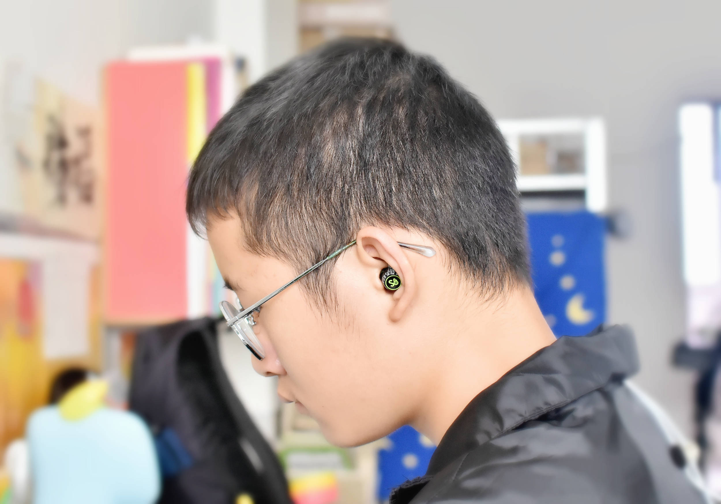 原创价格比苹果亲民,颜值才华却不输的主动降噪无线蓝牙耳机魔浪s评测